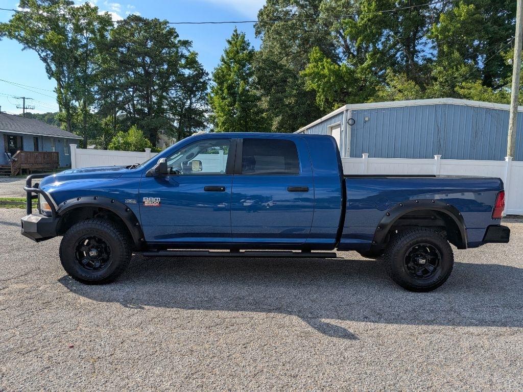 Dodge 2500 4WD Mega Cab 160.5" SLT 2011