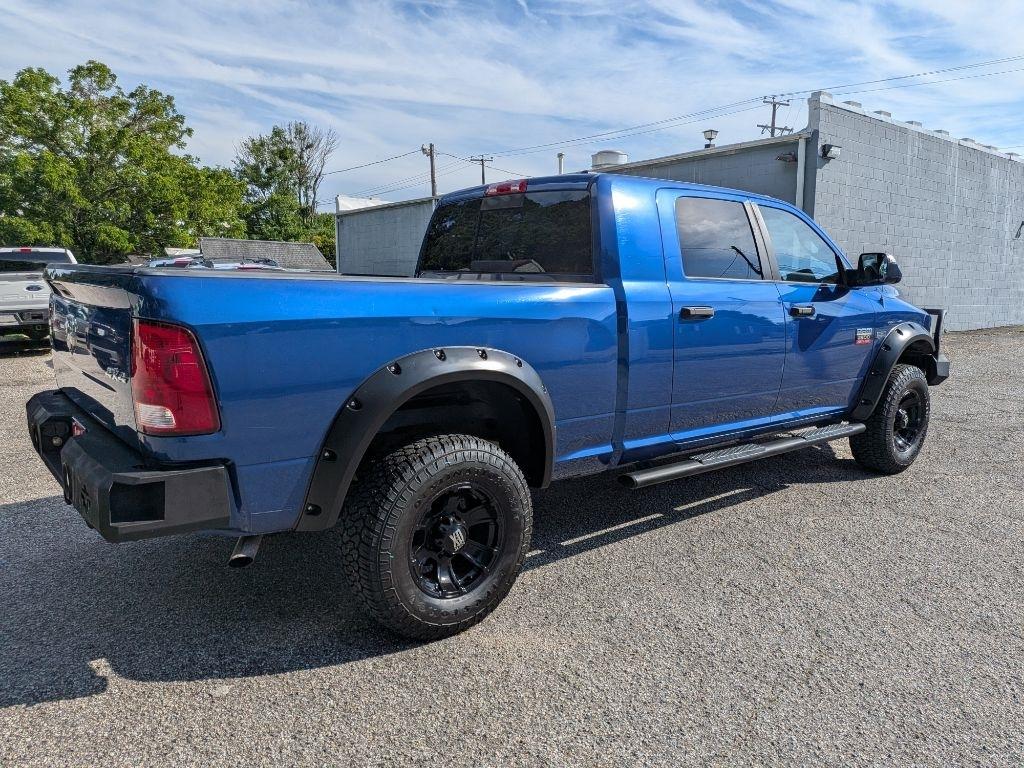Dodge 2500 4WD Mega Cab 160.5" SLT 2011