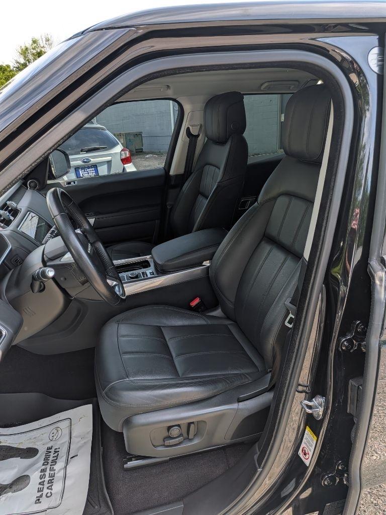 Land Rover Range Rover Sport Turbo i6 MHEV SE 2021