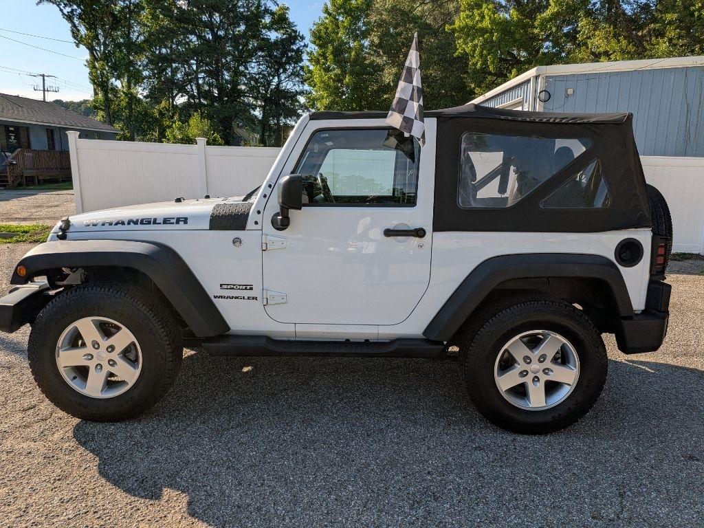 Jeep Wrangler 4WD 2dr Sport 2015