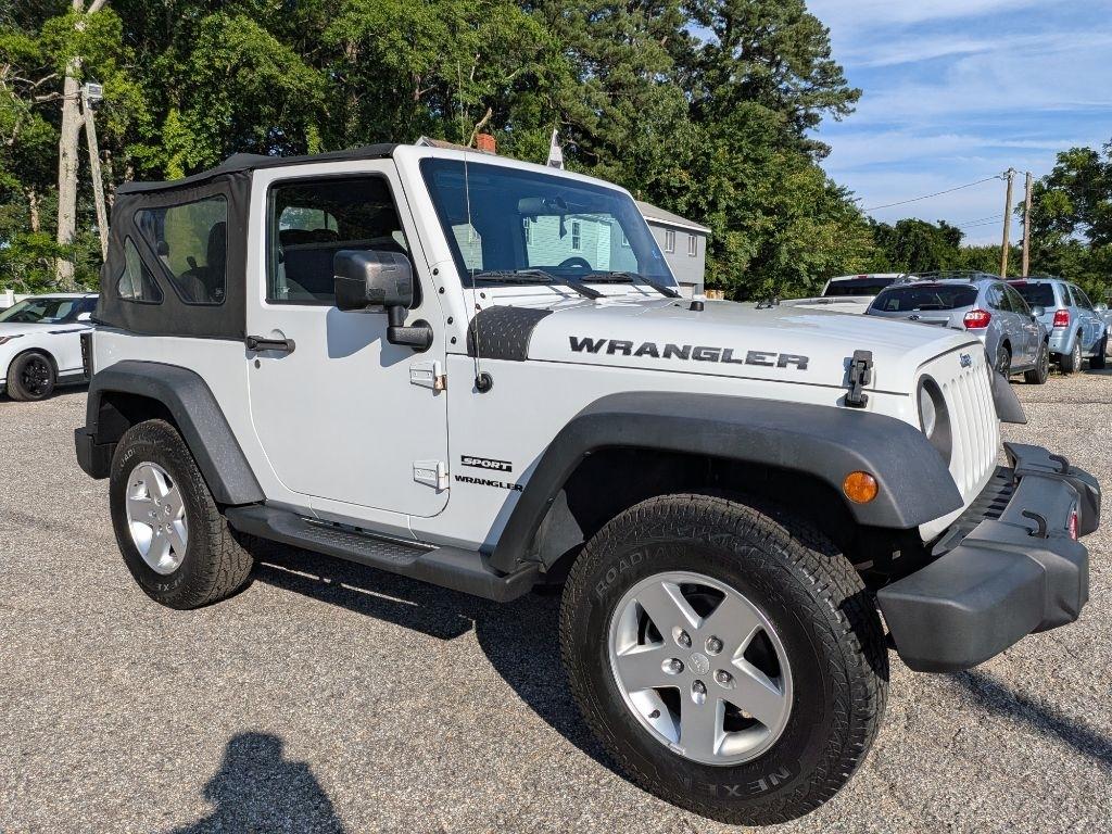 Jeep Wrangler 4WD 2dr Sport 2015