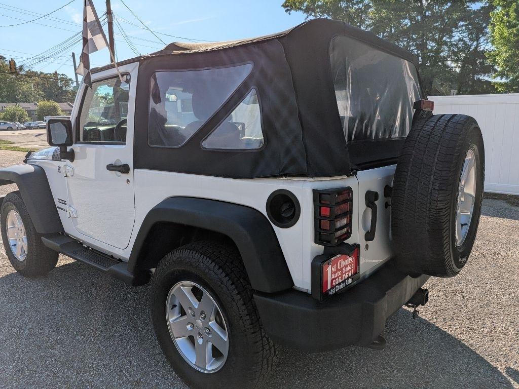 Jeep Wrangler 4WD 2dr Sport 2015