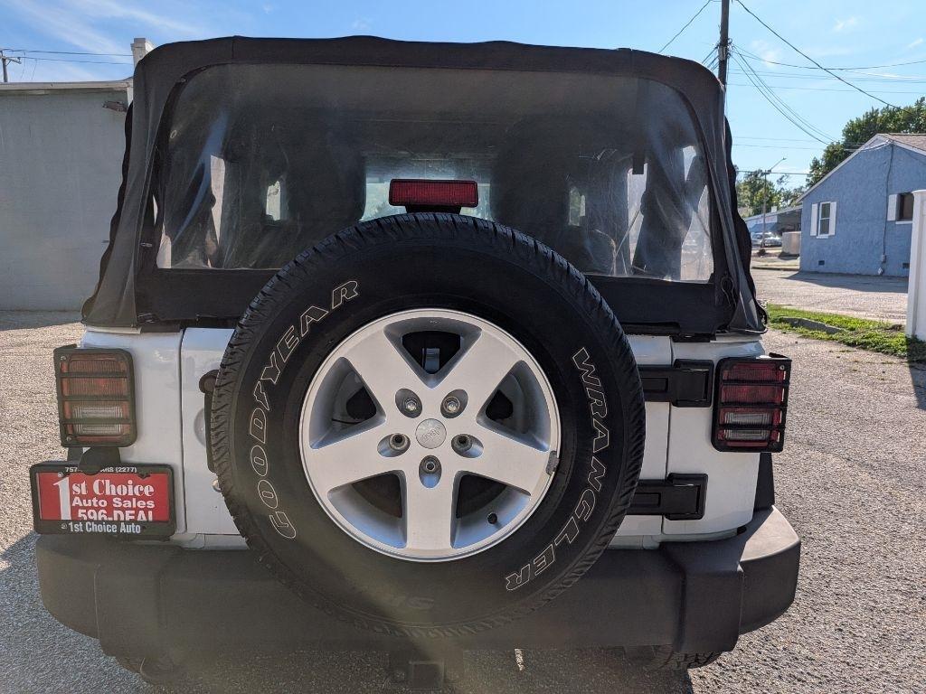 Jeep Wrangler 4WD 2dr Sport 2015
