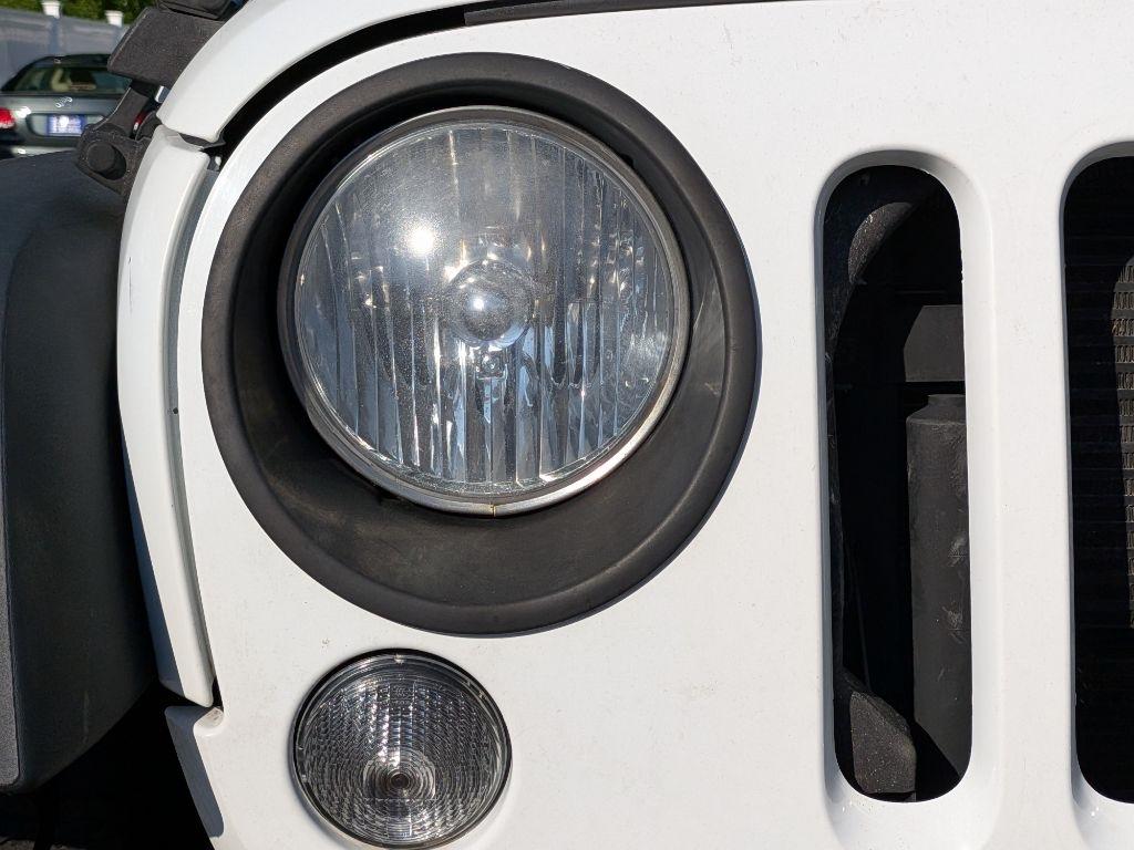 Jeep Wrangler 4WD 2dr Sport 2015