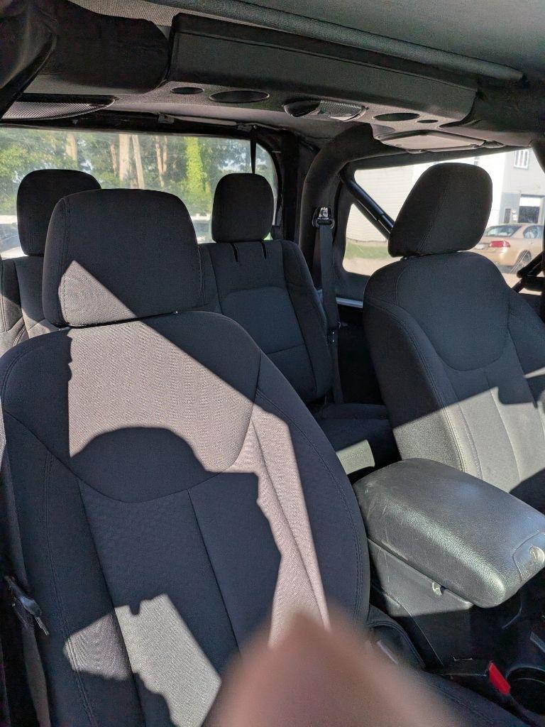 Jeep Wrangler 4WD 2dr Sport 2015