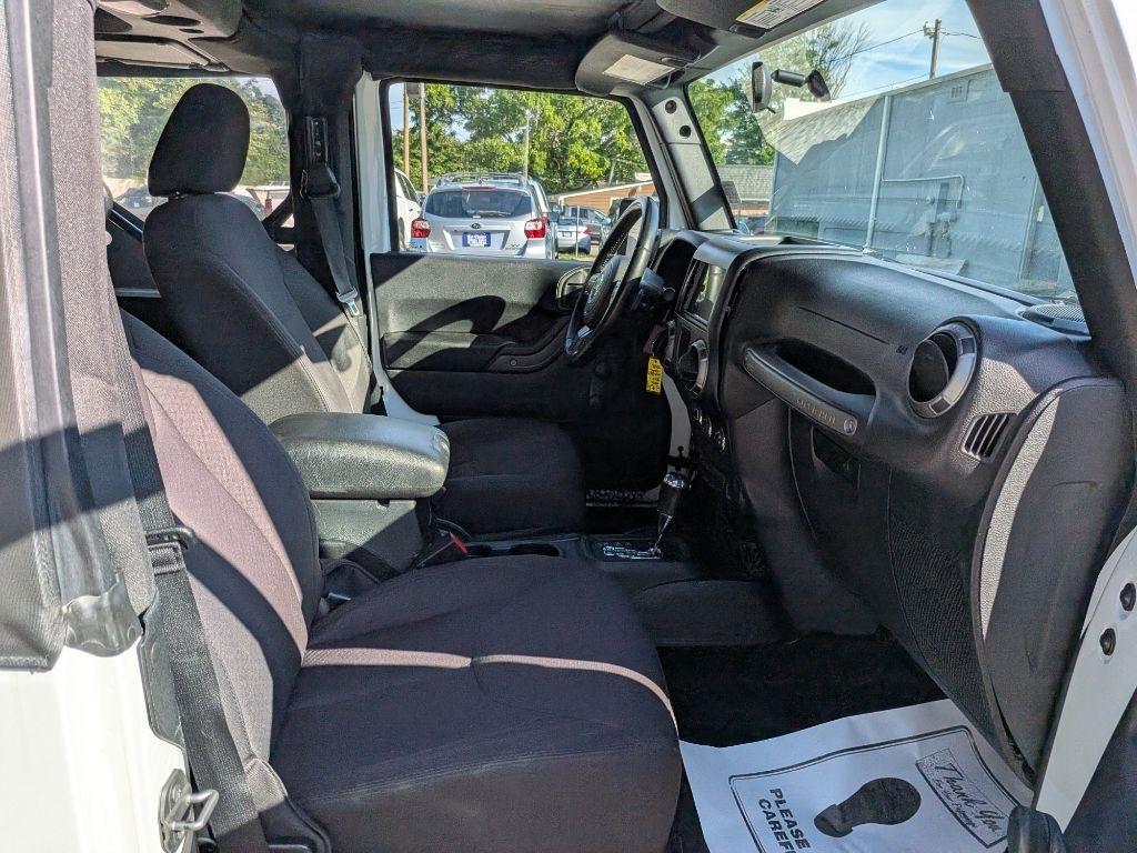 Jeep Wrangler 4WD 2dr Sport 2015