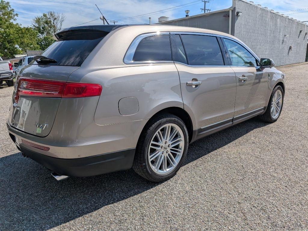 Lincoln MKT 3.5L AWD Standard 2019