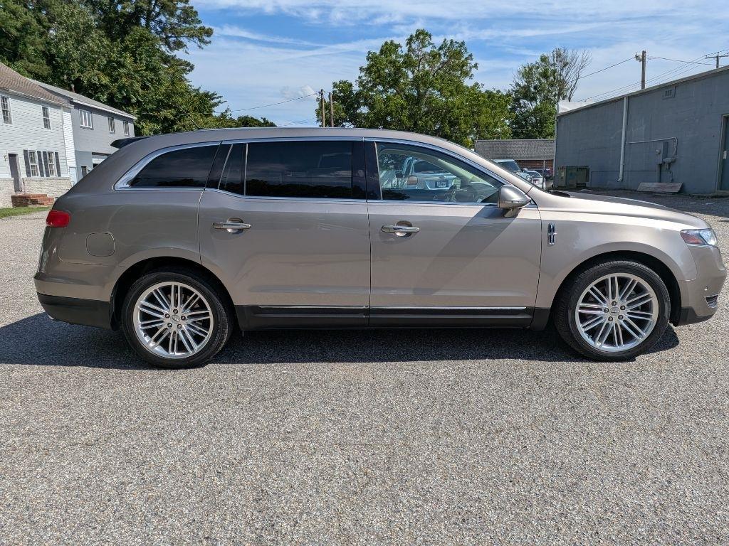 Lincoln MKT 3.5L AWD Standard 2019