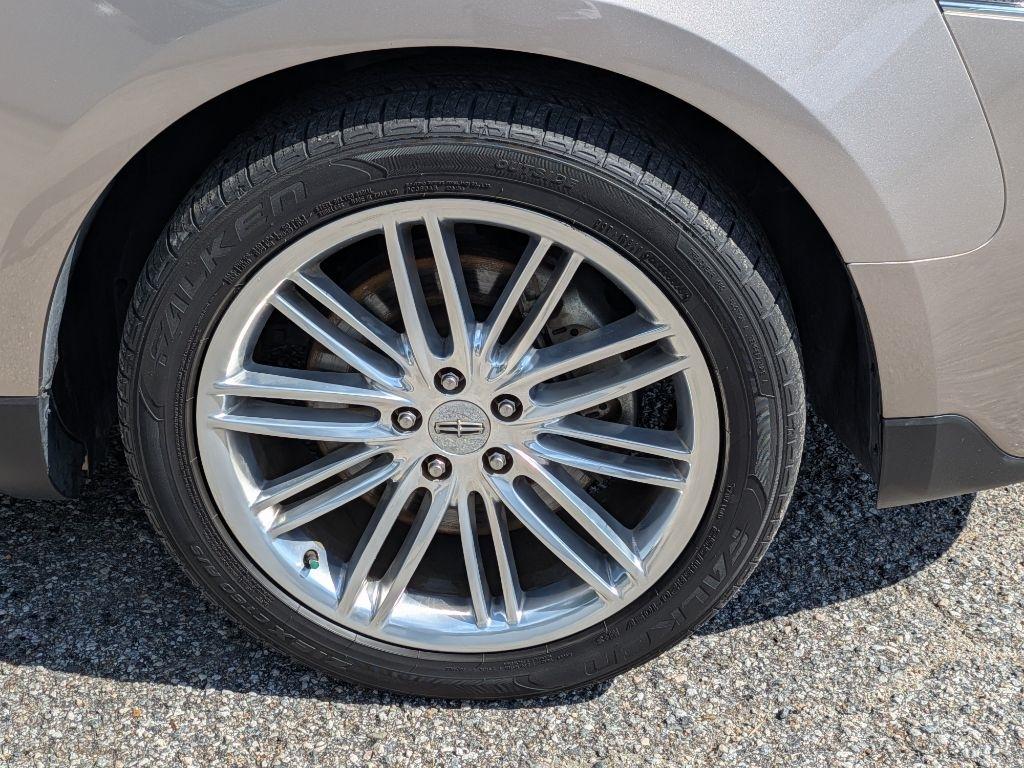 Lincoln MKT 3.5L AWD Standard 2019