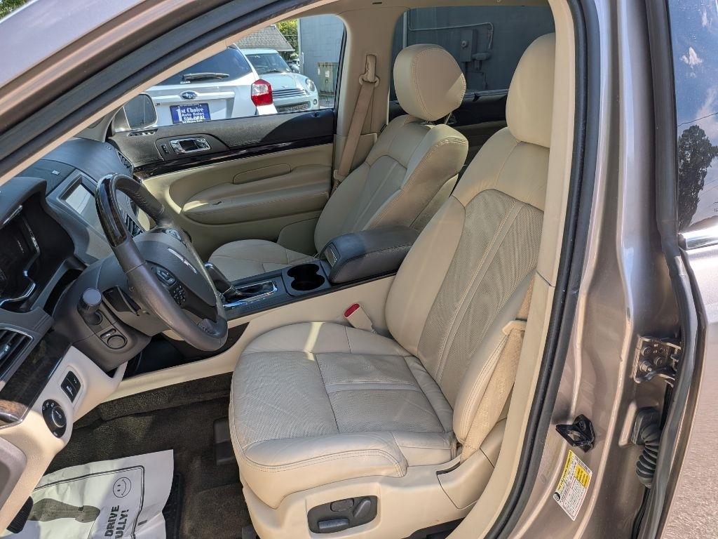 Lincoln MKT 3.5L AWD Standard 2019