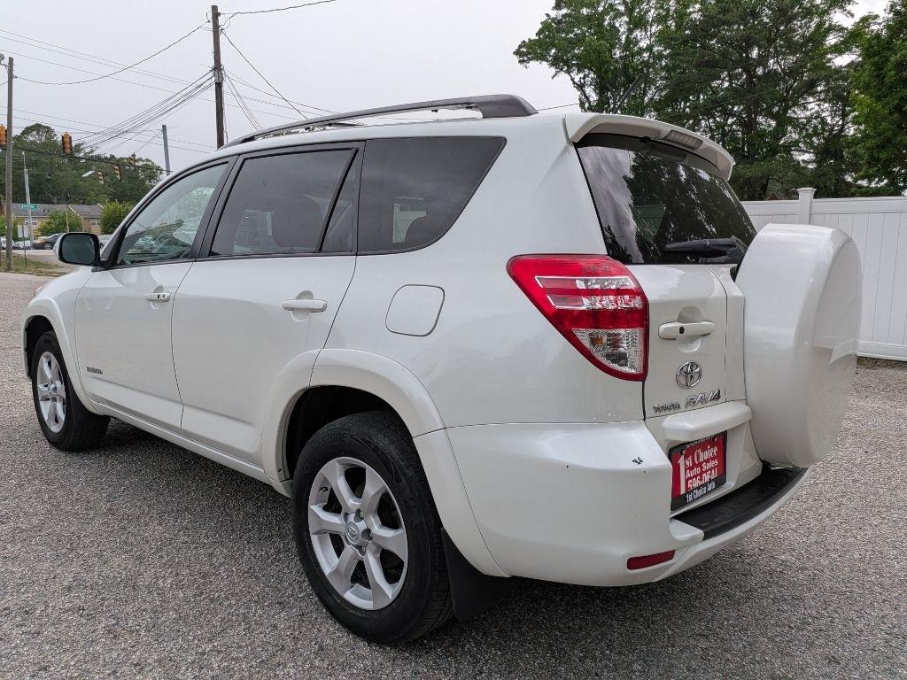 Toyota RAV4 4WD 4dr V6 5-Spd AT Ltd (Natl) 2010