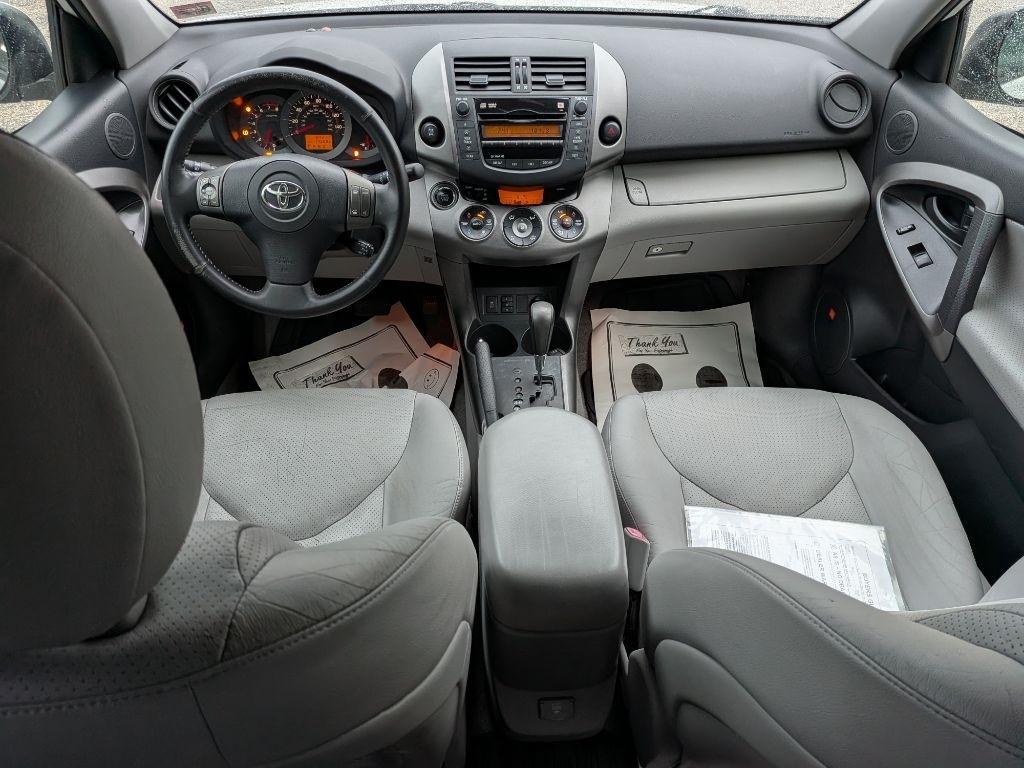 Toyota RAV4 4WD 4dr V6 5-Spd AT Ltd (Natl) 2010