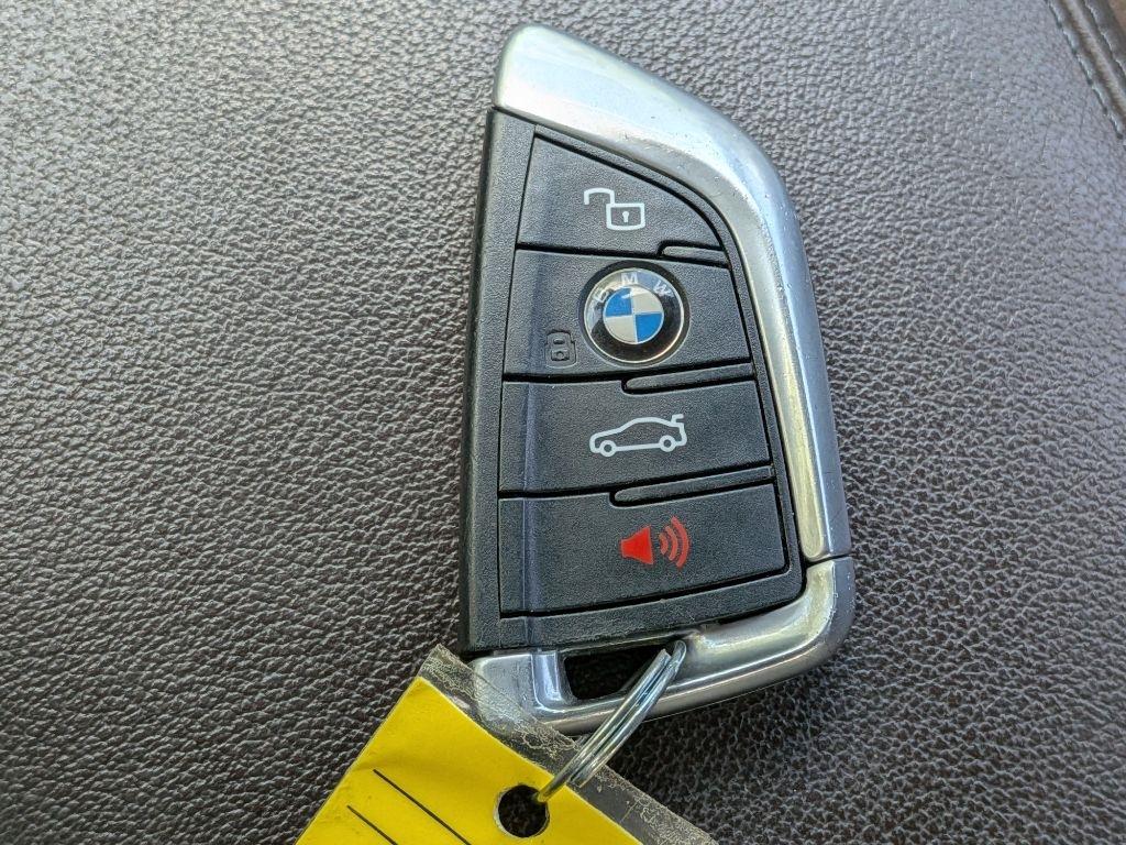 BMW 3 Series 330i xDrive Sedan 2019