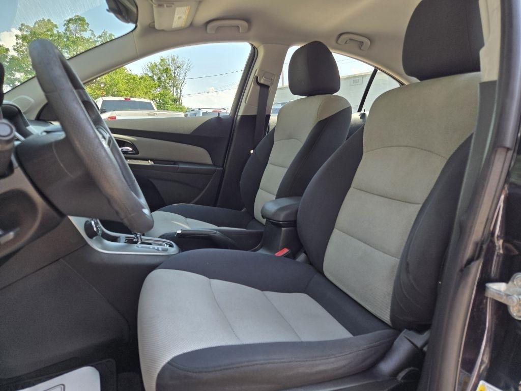 Chevrolet Cruze Limited 4dr Sdn Auto LS 2016