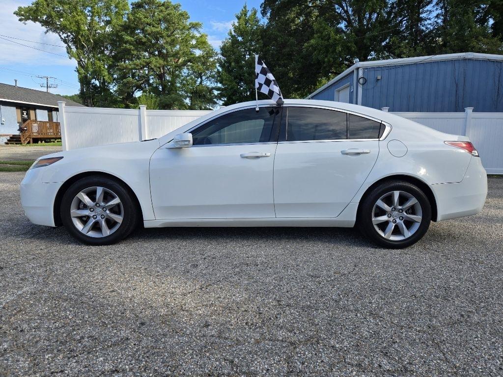 Acura TL 4dr Sdn Auto 2WD 2012