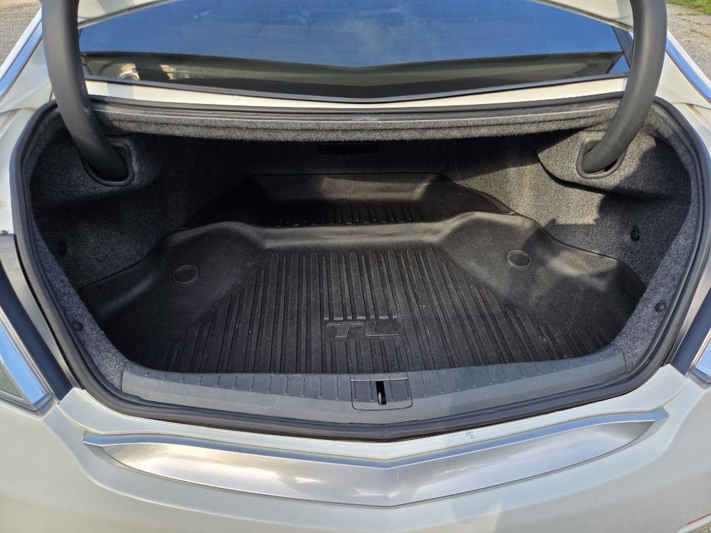 Acura TL 4dr Sdn Auto 2WD 2012