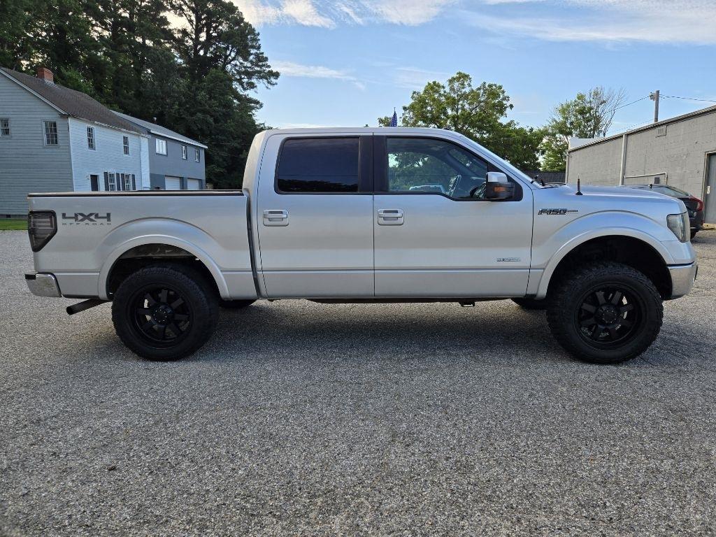 Ford F-150 4WD SuperCrew 145" Platinum 2011