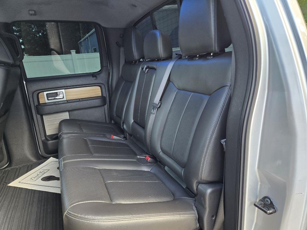 Ford F-150 4WD SuperCrew 145" Platinum 2011