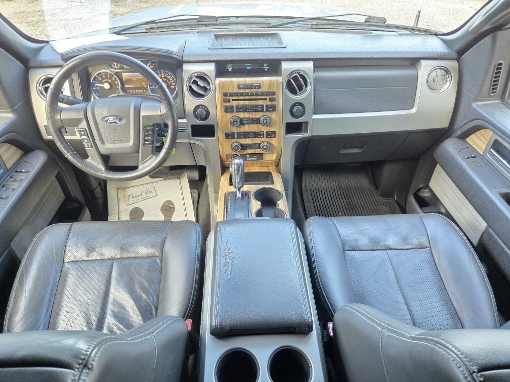 Ford F-150 4WD SuperCrew 145" Platinum 2011