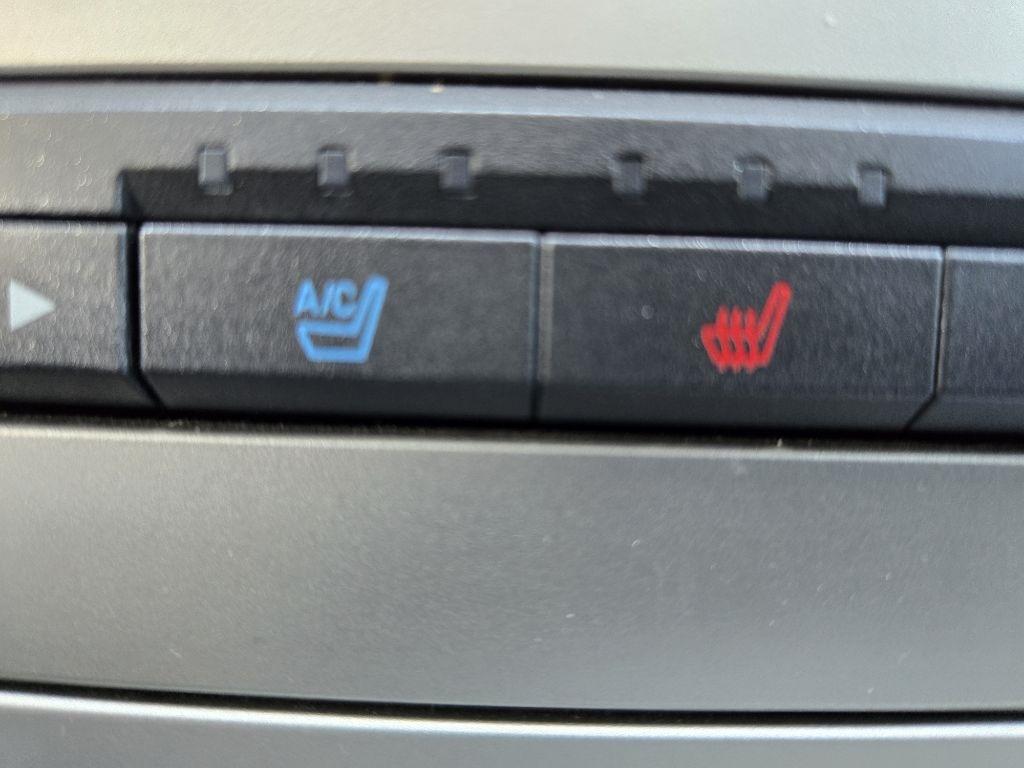 Lincoln MKX FWD 4dr 2010