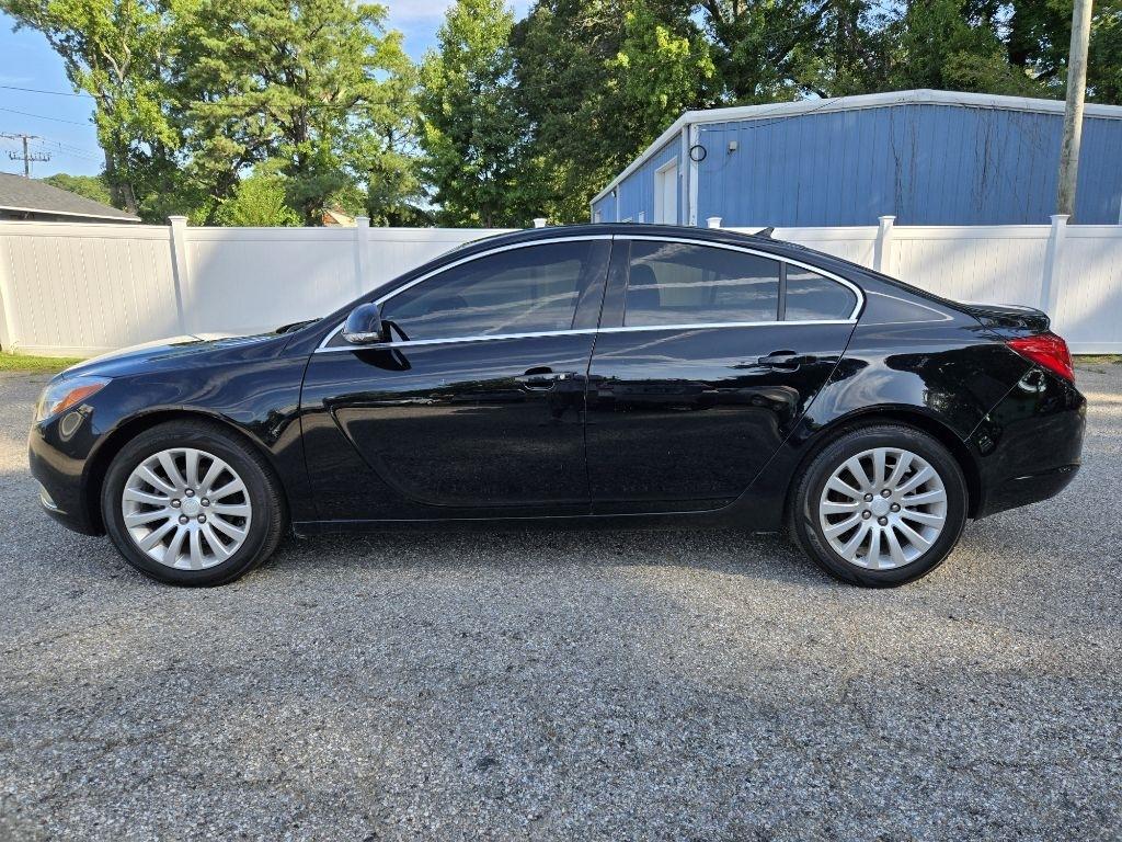 Buick Regal 4dr Sdn Base 2012