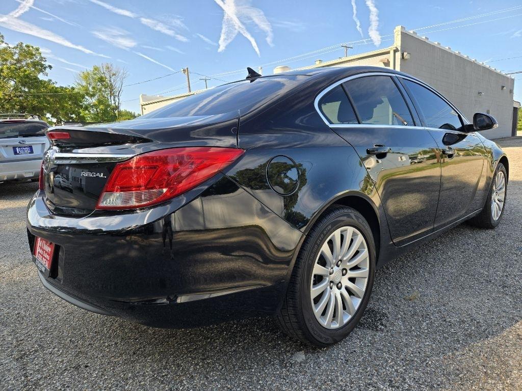 Buick Regal 4dr Sdn Base 2012