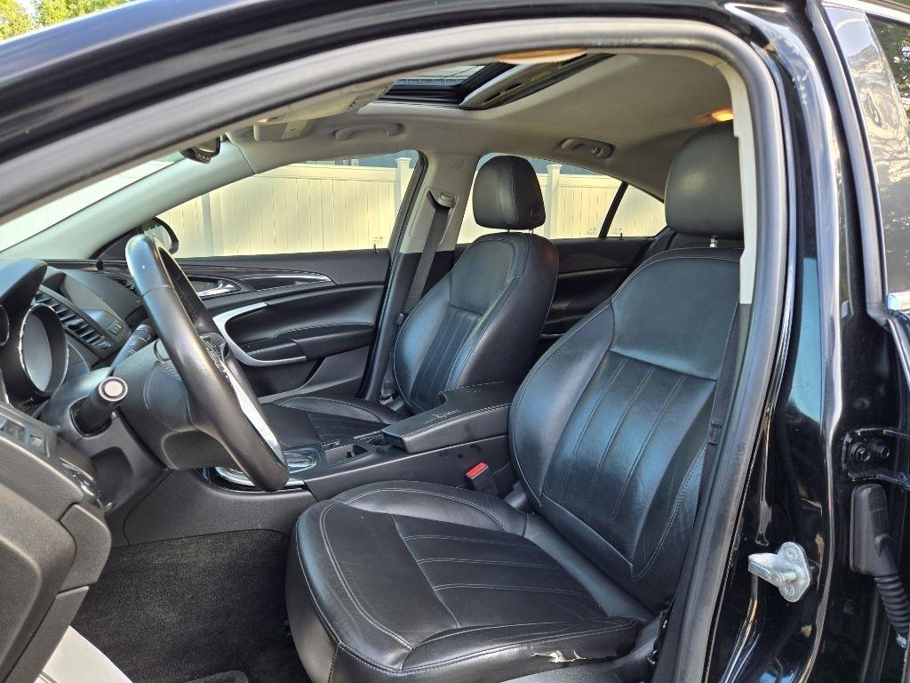 Buick Regal 4dr Sdn Base 2012