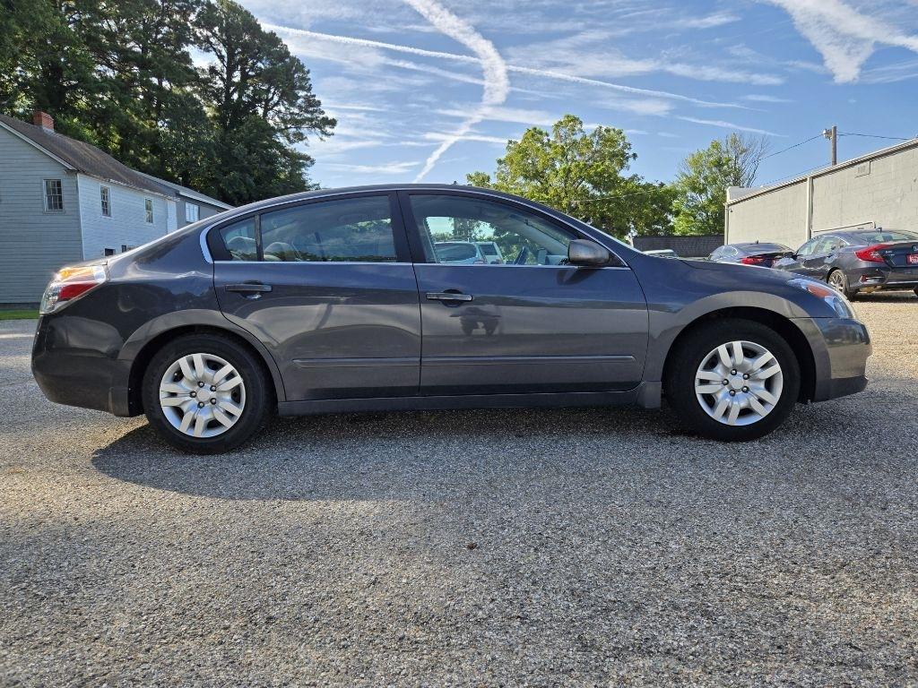 Nissan Altima 4dr Sdn I4 CVT 2.5 S 2009