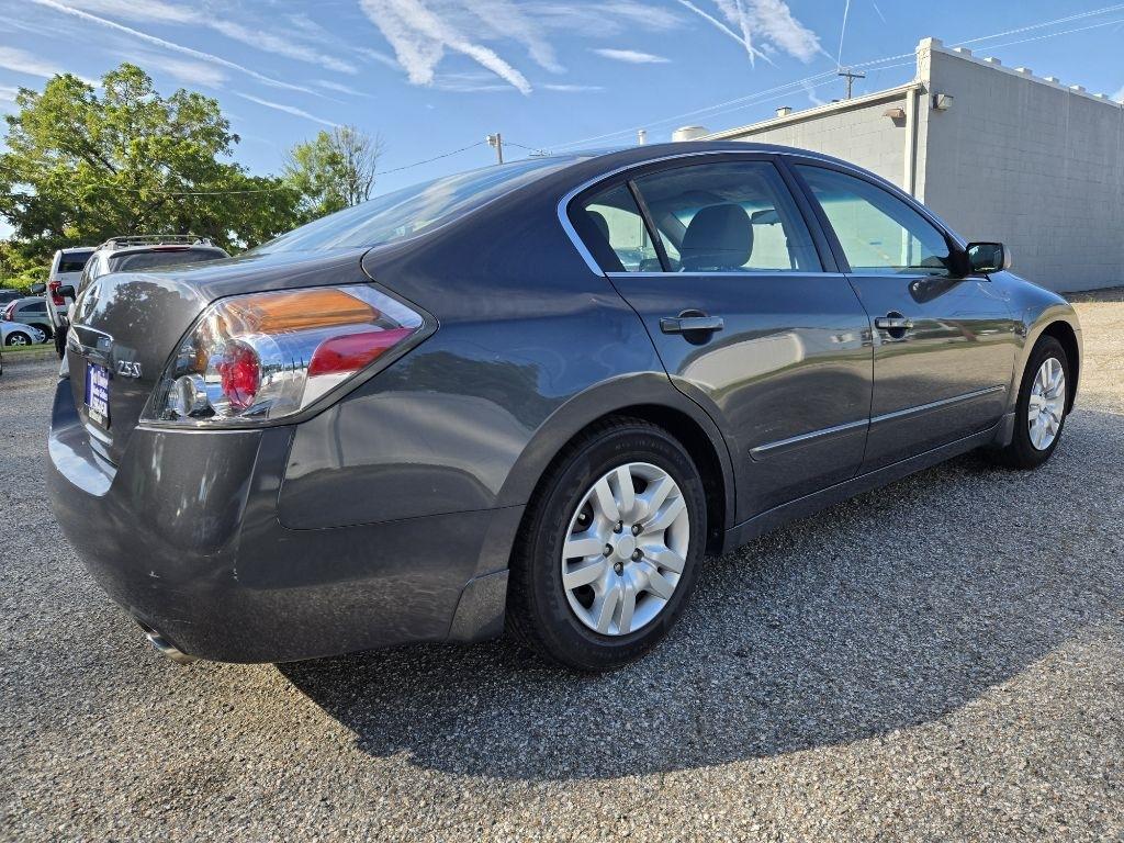 Nissan Altima 4dr Sdn I4 CVT 2.5 S 2009