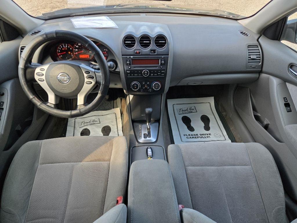 Nissan Altima 4dr Sdn I4 CVT 2.5 S 2009