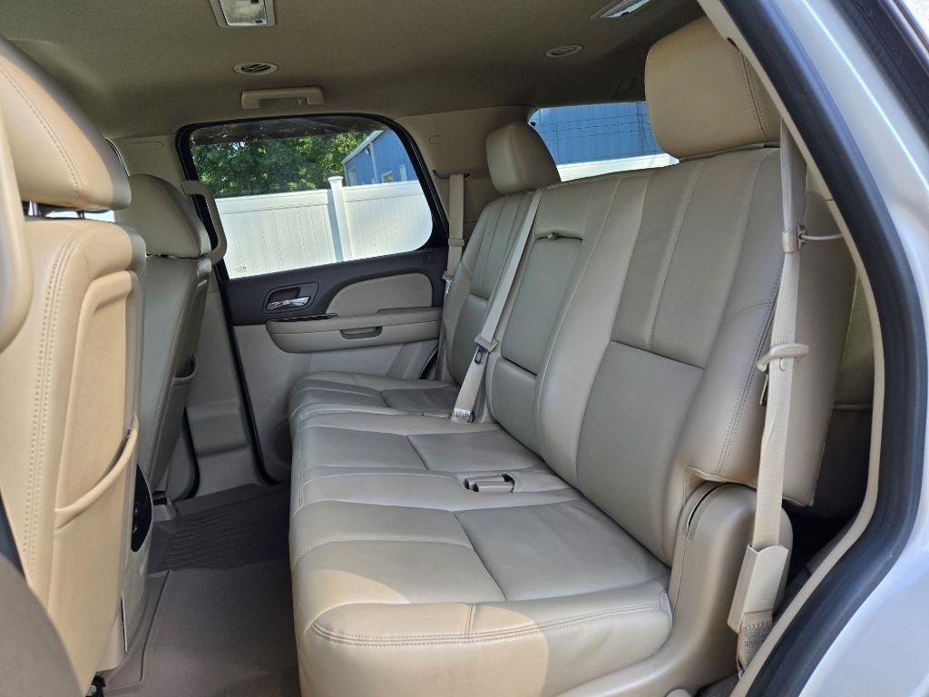 GMC Yukon 4WD 4dr 1500 SLT 2012
