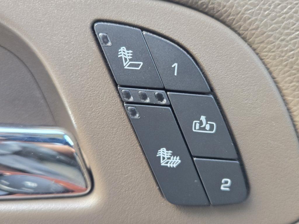 GMC Yukon 4WD 4dr 1500 SLT 2012