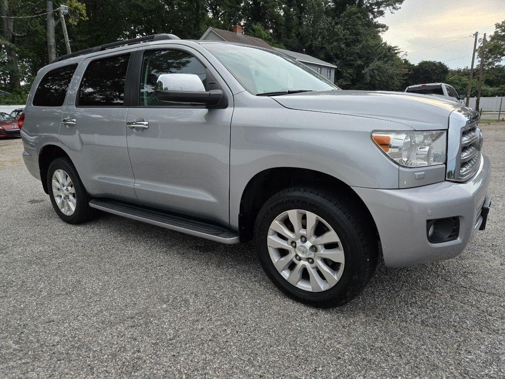 Toyota Sequoia 4WD 5.7L Platinum (Natl) 2015