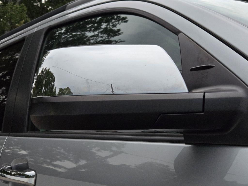 Toyota Sequoia 4WD 5.7L Platinum (Natl) 2015