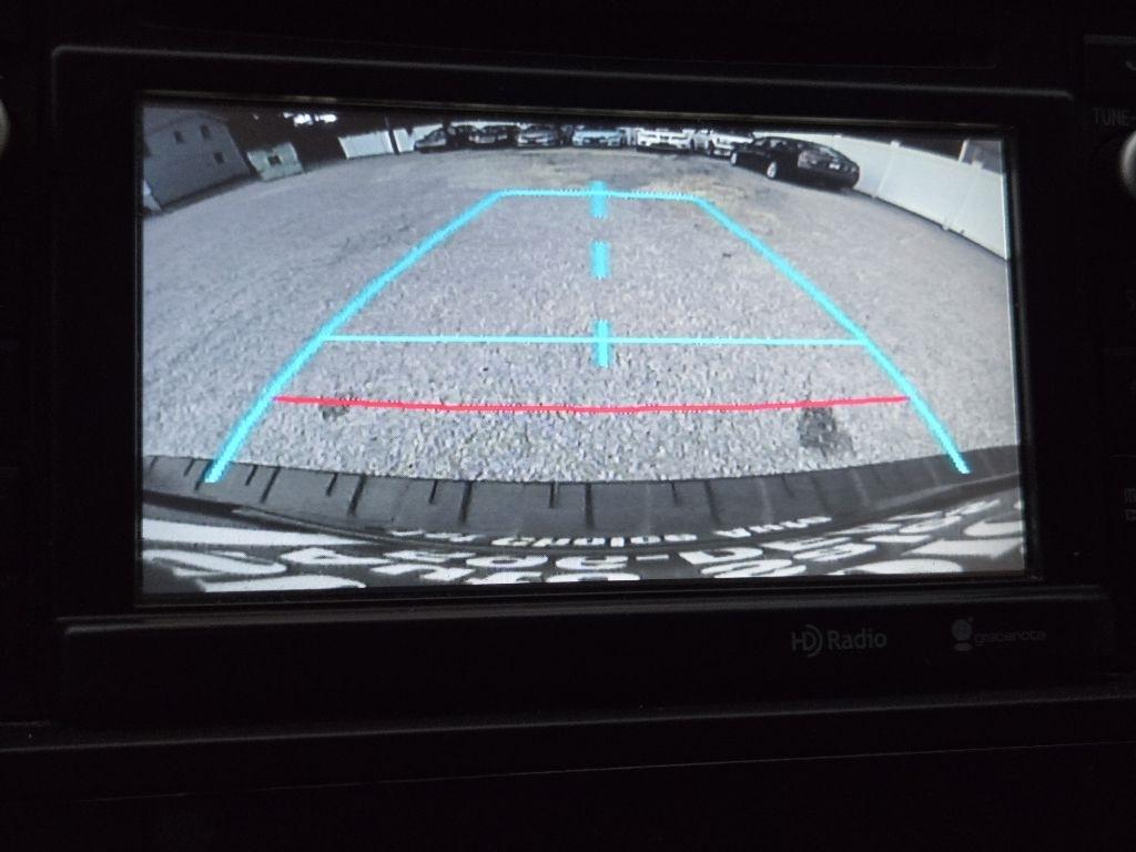 Toyota Sequoia 4WD 5.7L Platinum (Natl) 2015