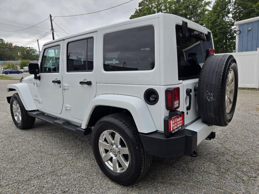 Jeep Wrangler Unlimited 4WD 4dr Sahara 2016