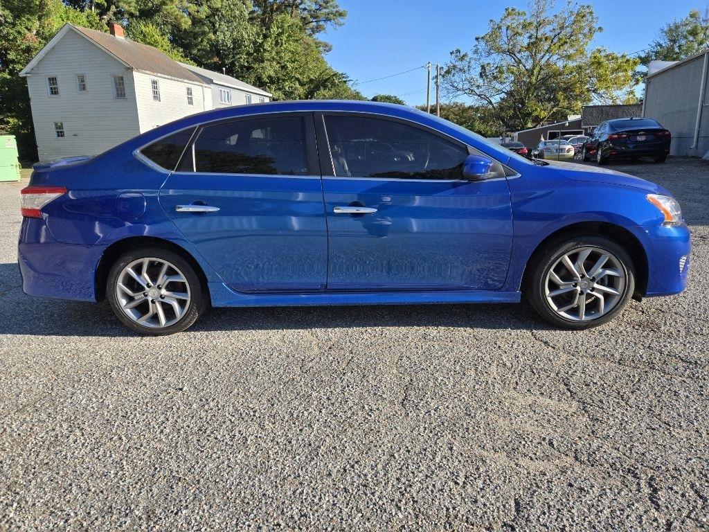 Nissan Sentra 4dr Sdn I4 CVT SR 2014