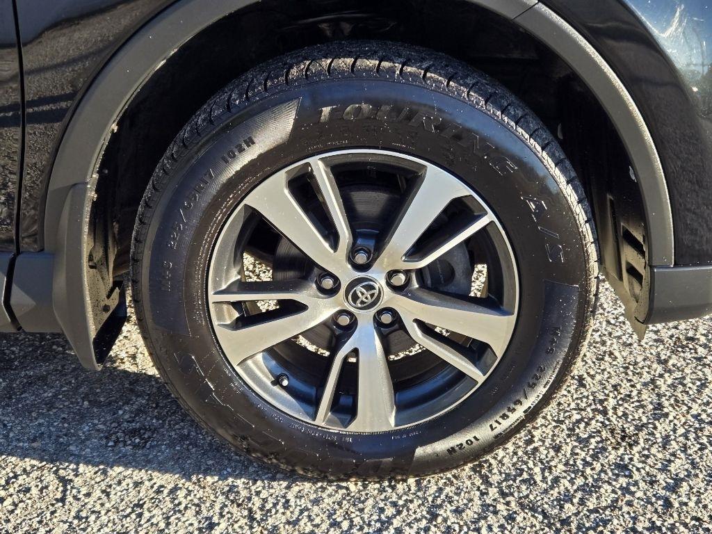 Toyota RAV4 AWD 4dr XLE (Natl) 2016
