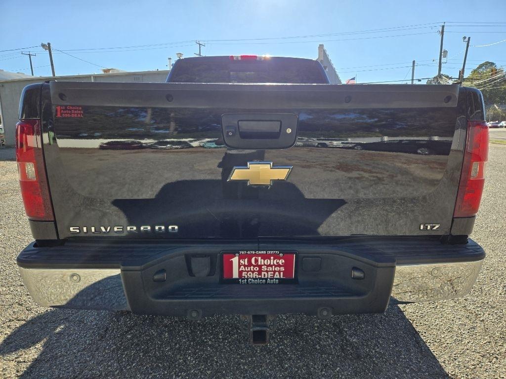 Chevrolet Silverado 1500 4WD Ext Cab 143.5" LTZ 2011
