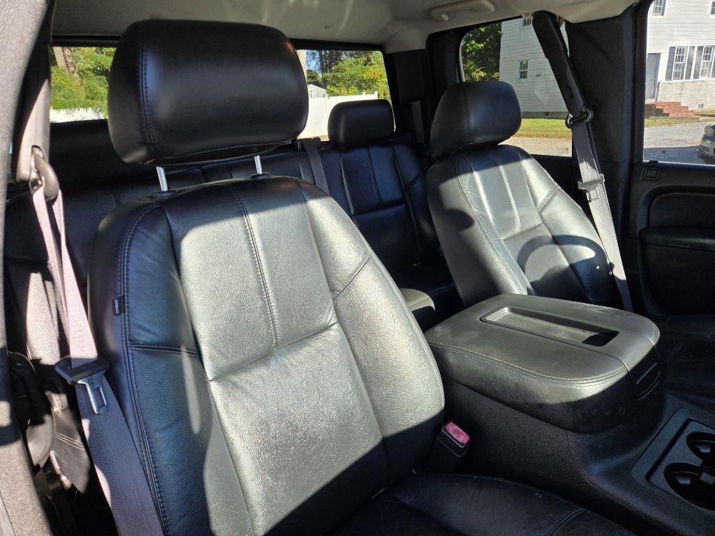 Chevrolet Silverado 1500 4WD Ext Cab 143.5" LTZ 2011