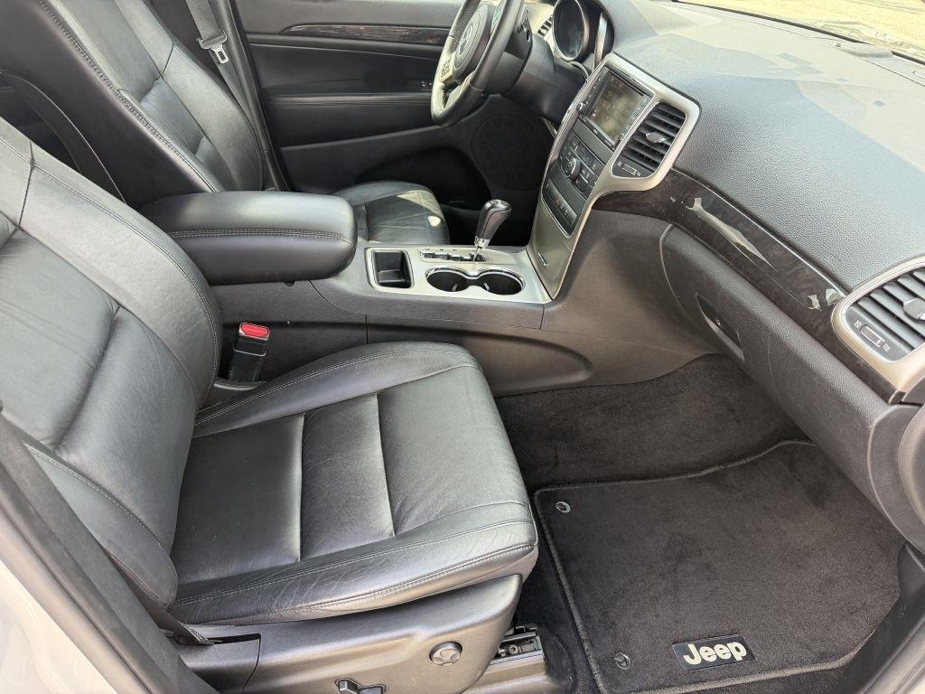 Jeep Grand Cherokee 4WD 4dr Laredo 2013