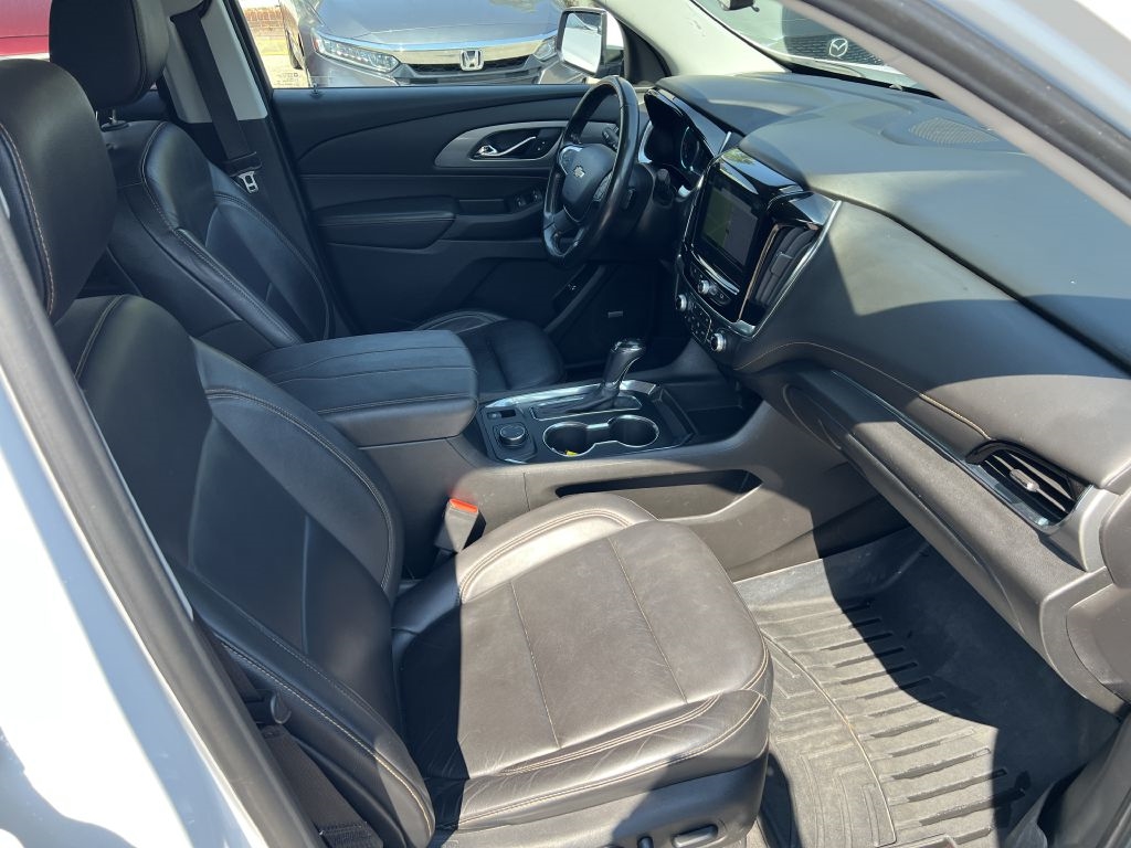 Chevrolet Traverse AWD 4dr LT Leather w/3LT 2018 Chevrolet Traverse AWD 4dr LT Leather w/3LT 2018