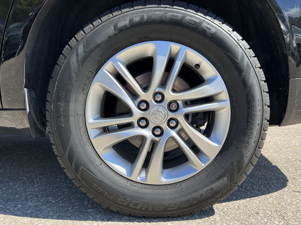 Buick Enclave FWD 4dr Essence 2020 Buick Enclave FWD 4dr Essence 2020