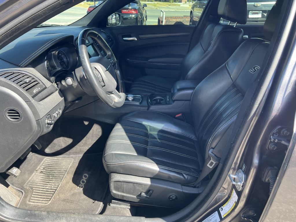 Chrysler 300 4dr Sdn 300S AWD 2016 Chrysler 300 4dr Sdn 300S AWD 2016