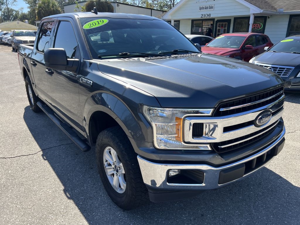 Ford F-150 XLT 2WD SuperCrew 5.5' Box 2019 Ford F-150 XLT 2WD SuperCrew 5.5' Box 2019