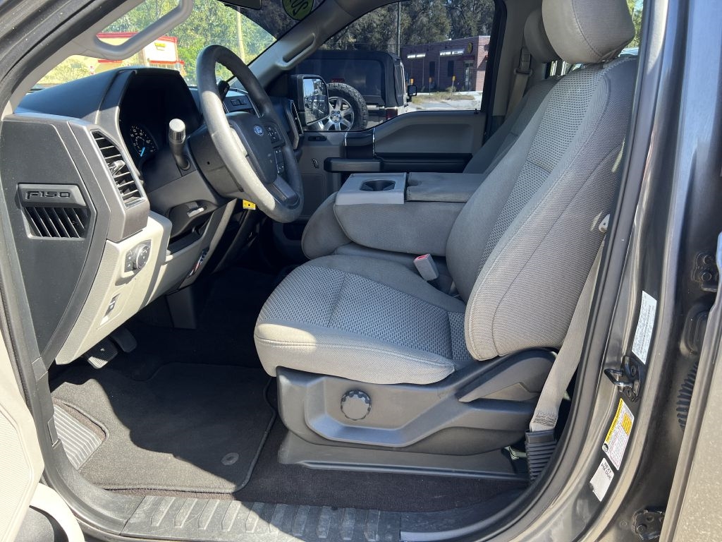 Ford F-150 XLT 2WD SuperCrew 5.5' Box 2019 Ford F-150 XLT 2WD SuperCrew 5.5' Box 2019