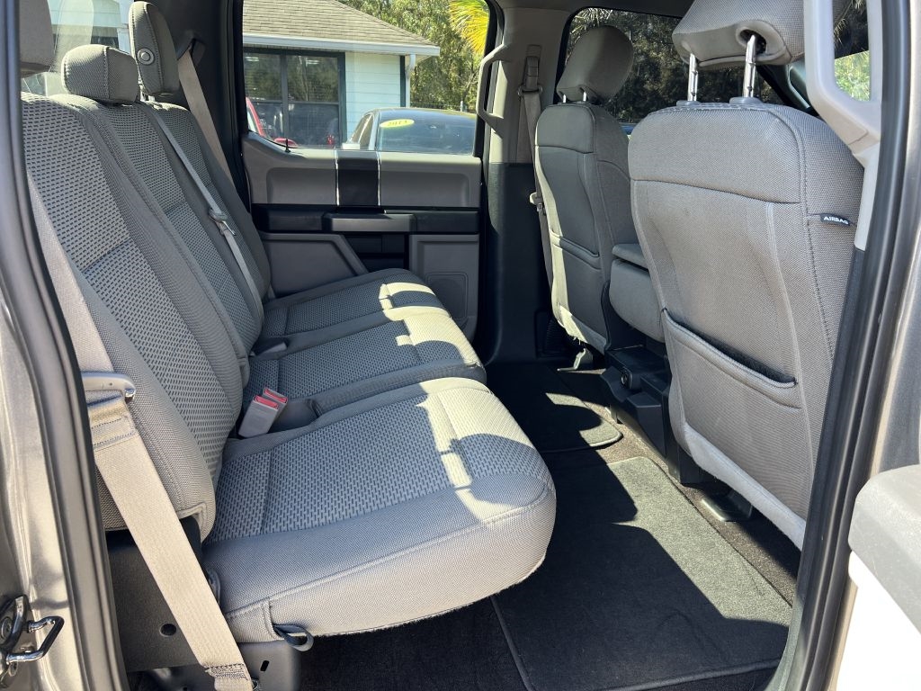 Ford F-150 XLT 2WD SuperCrew 5.5' Box 2019 Ford F-150 XLT 2WD SuperCrew 5.5' Box 2019