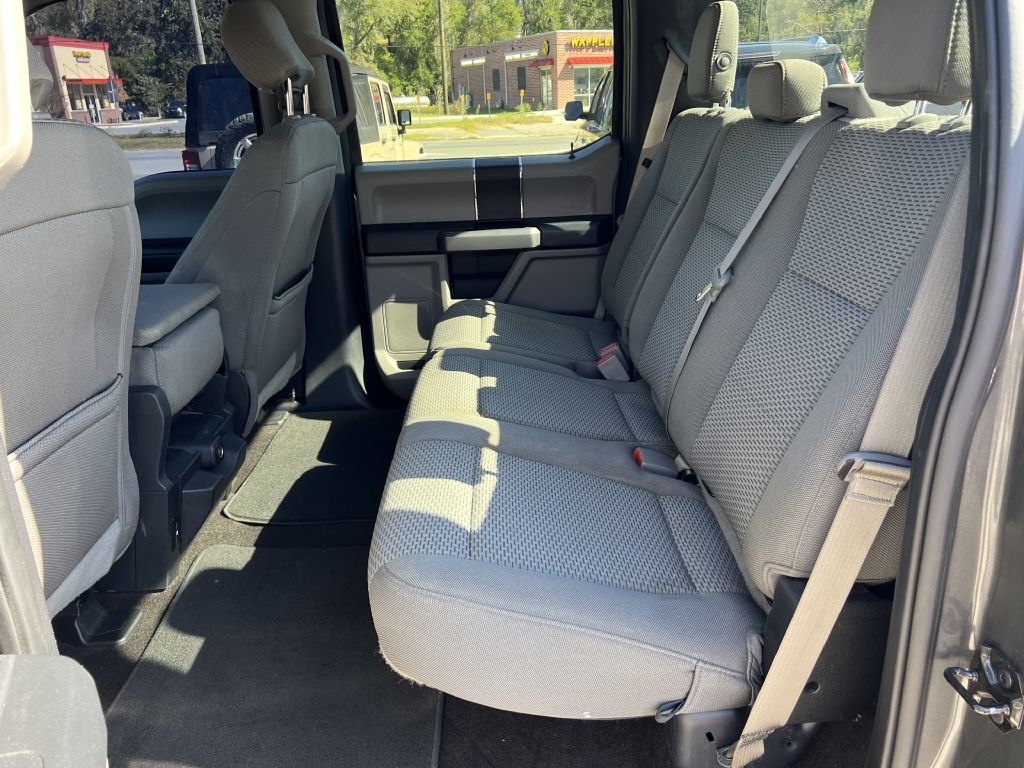 Ford F-150 XLT 2WD SuperCrew 5.5' Box 2019 Ford F-150 XLT 2WD SuperCrew 5.5' Box 2019