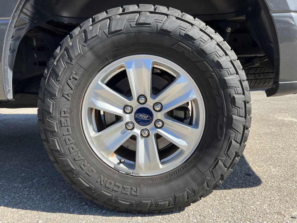 Ford F-150 XLT 2WD SuperCrew 5.5' Box 2019 Ford F-150 XLT 2WD SuperCrew 5.5' Box 2019