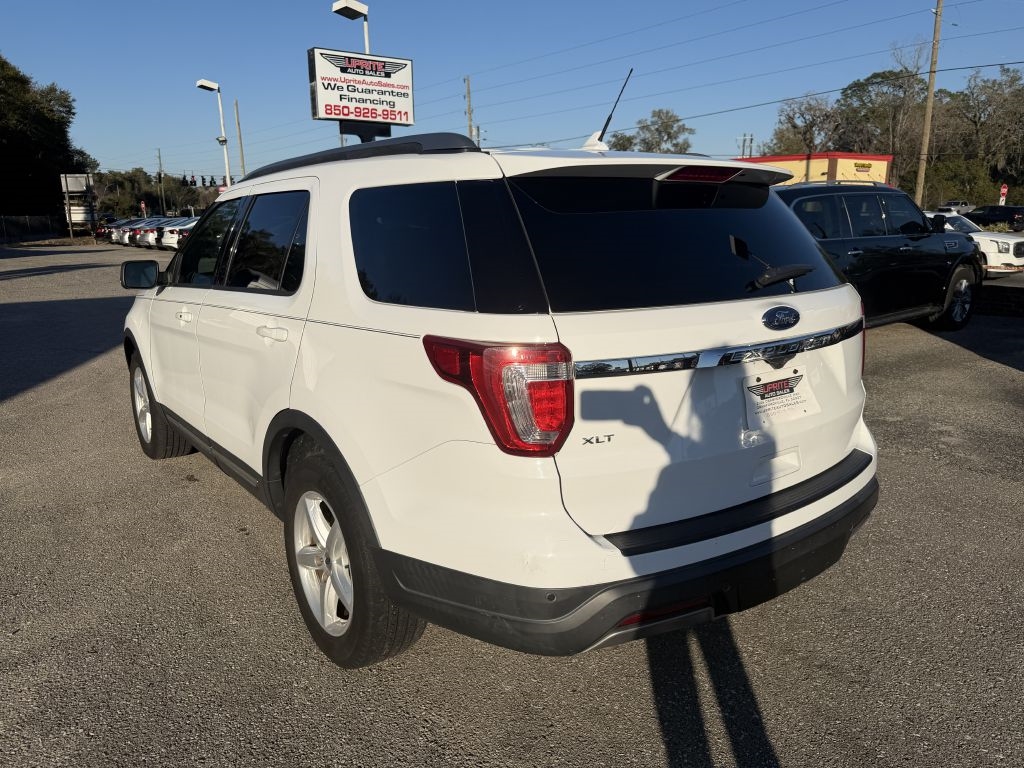 Ford Explorer XLT FWD 2019